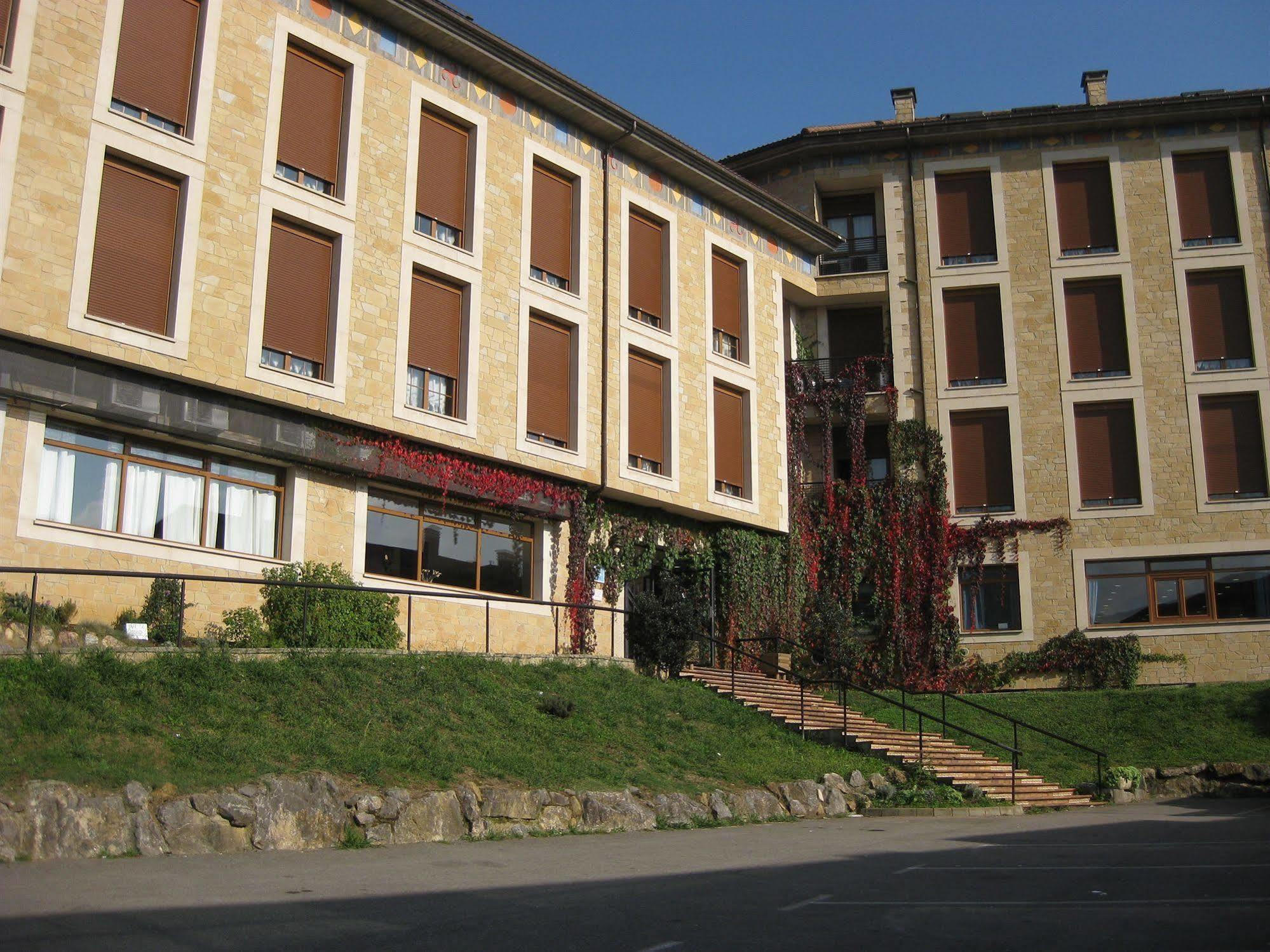 Acebos Hotel 3*